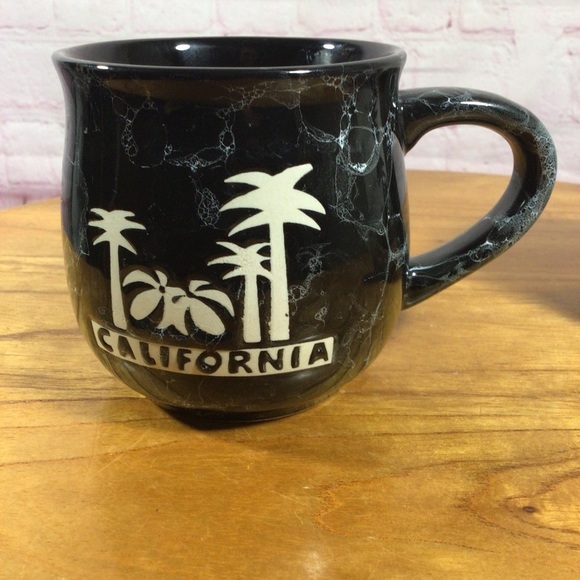 California Black and White Marble Look Embossed Ceramic Mugs - Set of 2 - Picture 5 of 9